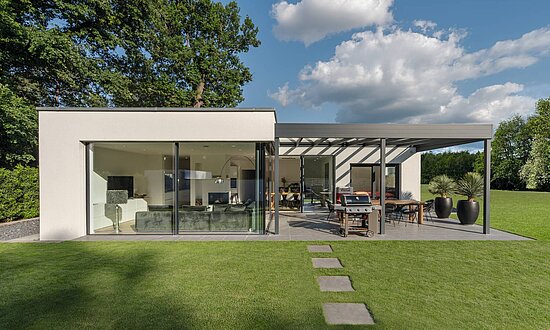 Winkel-Bungalow im Bauhaus-Stil