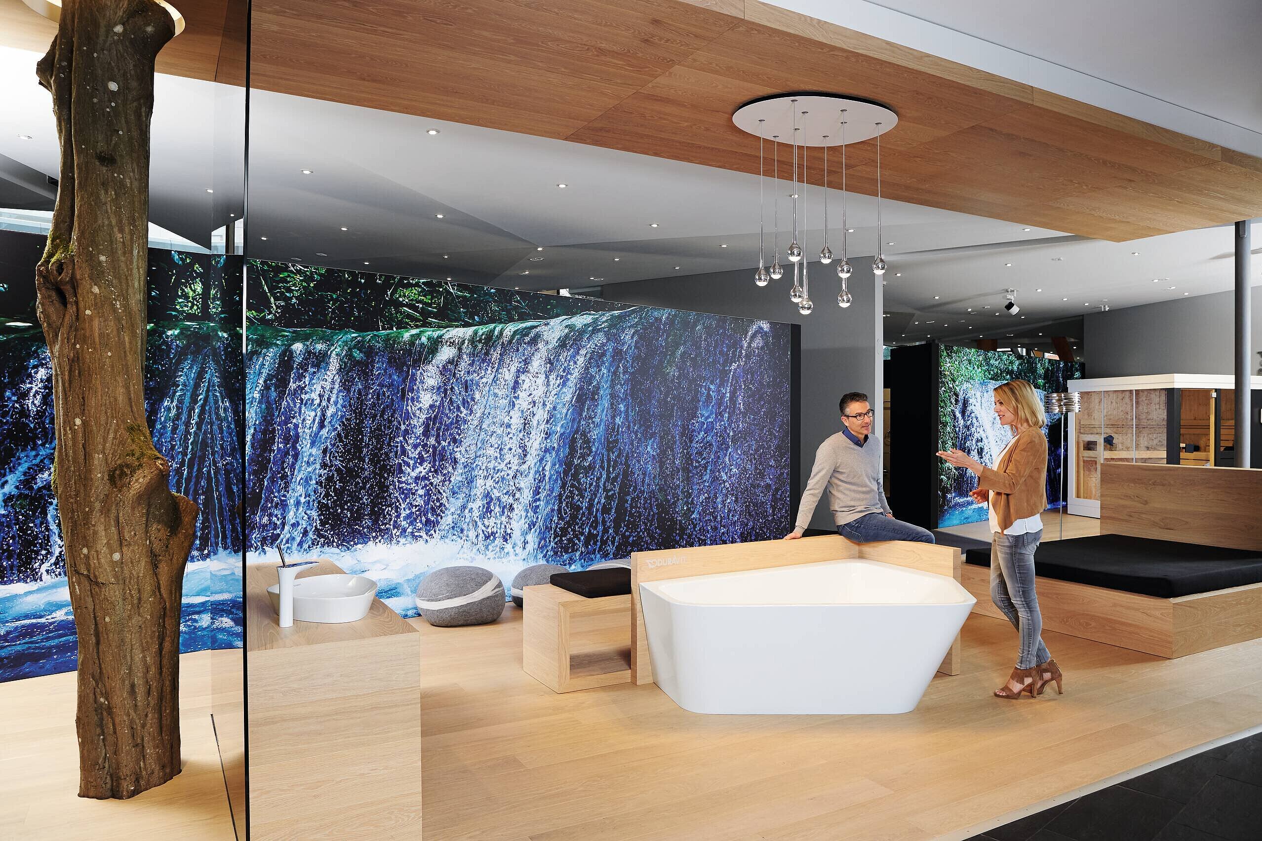 Ausstattung Bereich Sanitär Ausstattung Bereich Sanitär in der Halle der Kreationen