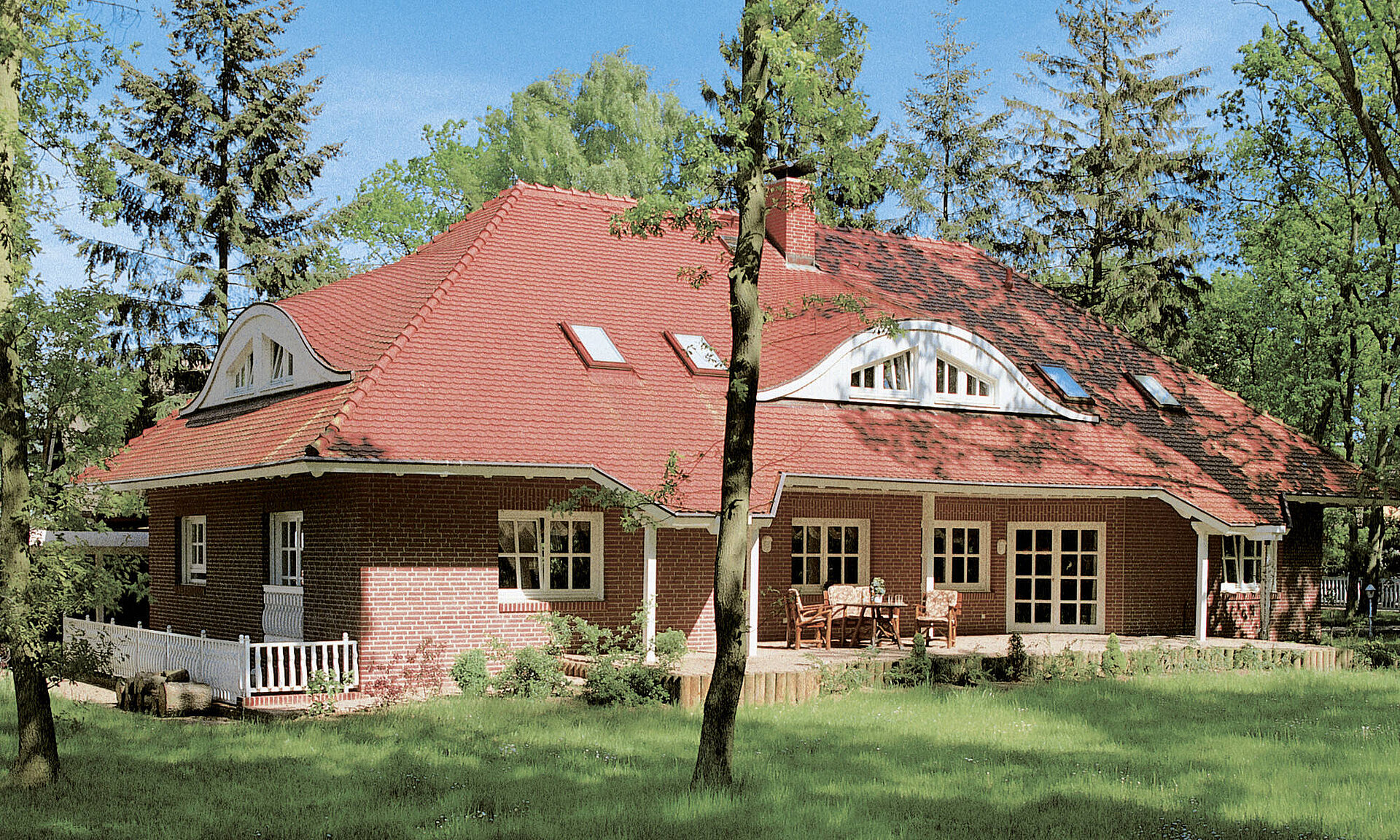 Country style prefabricated home