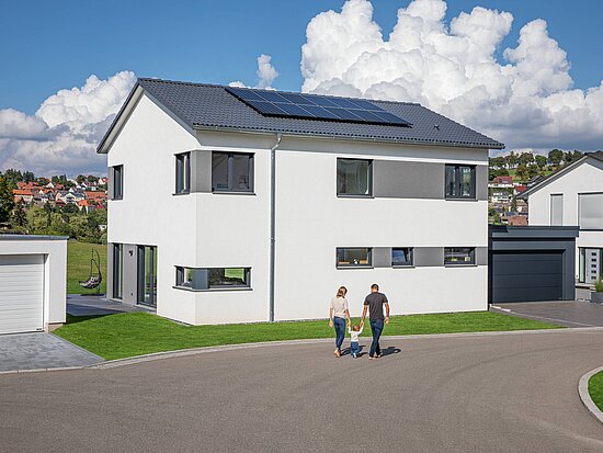 Zweigeschossiges Einfamilienhaus mit Satteldach