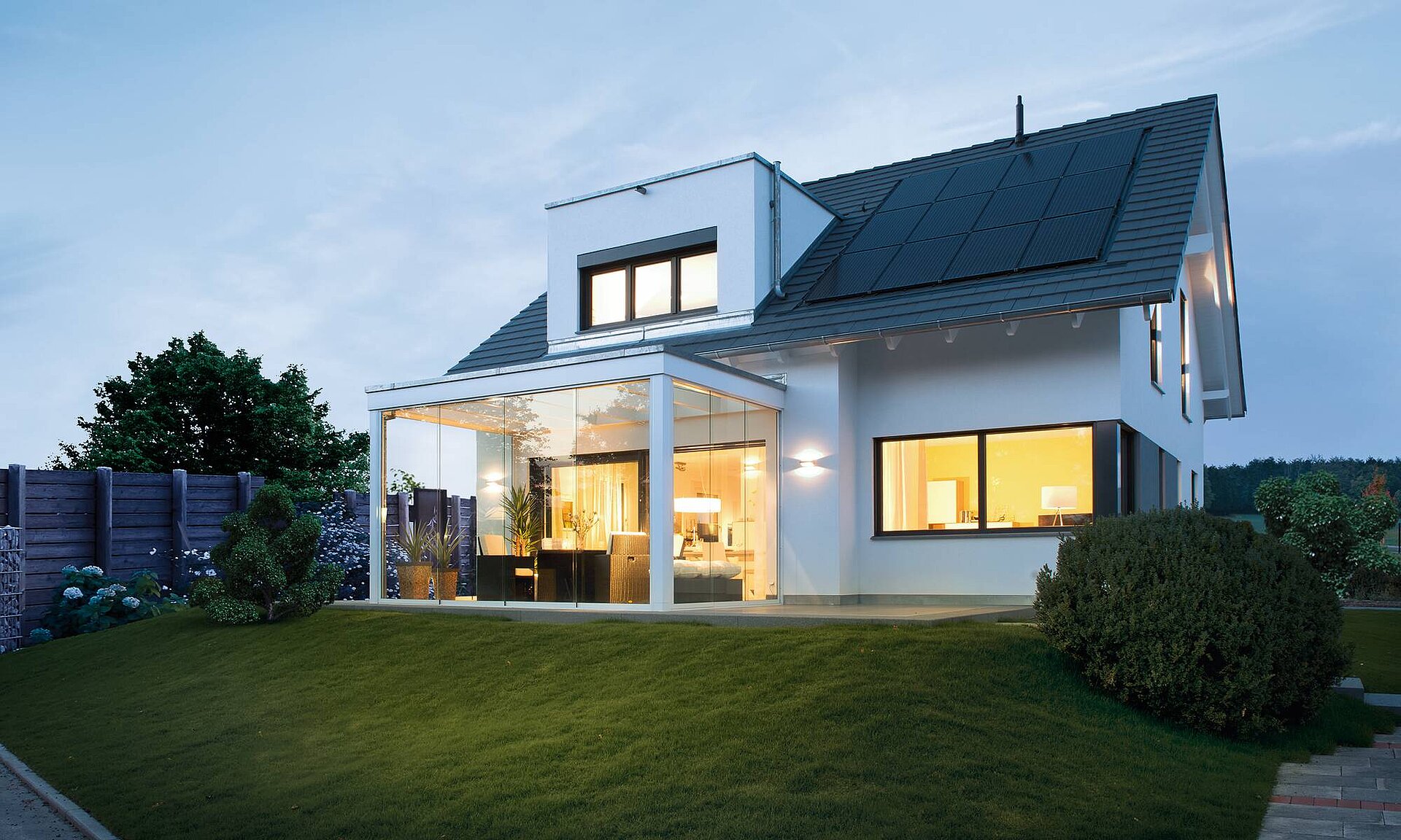 Einfamilienhaus mit vielen durchdachten Details Einfamilienhaus; 1 1/2 geschossig, Photovoltaik; Terrasse; Dachgaube, WeberHaus