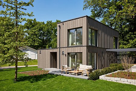 zweigeschossiges Ausstellungshaus OPTION